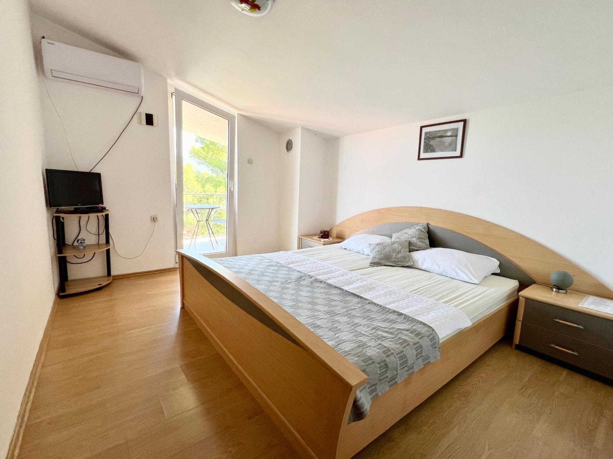 Apartmani Lidija Karin Donji Donji Karin Ngoại thất bức ảnh