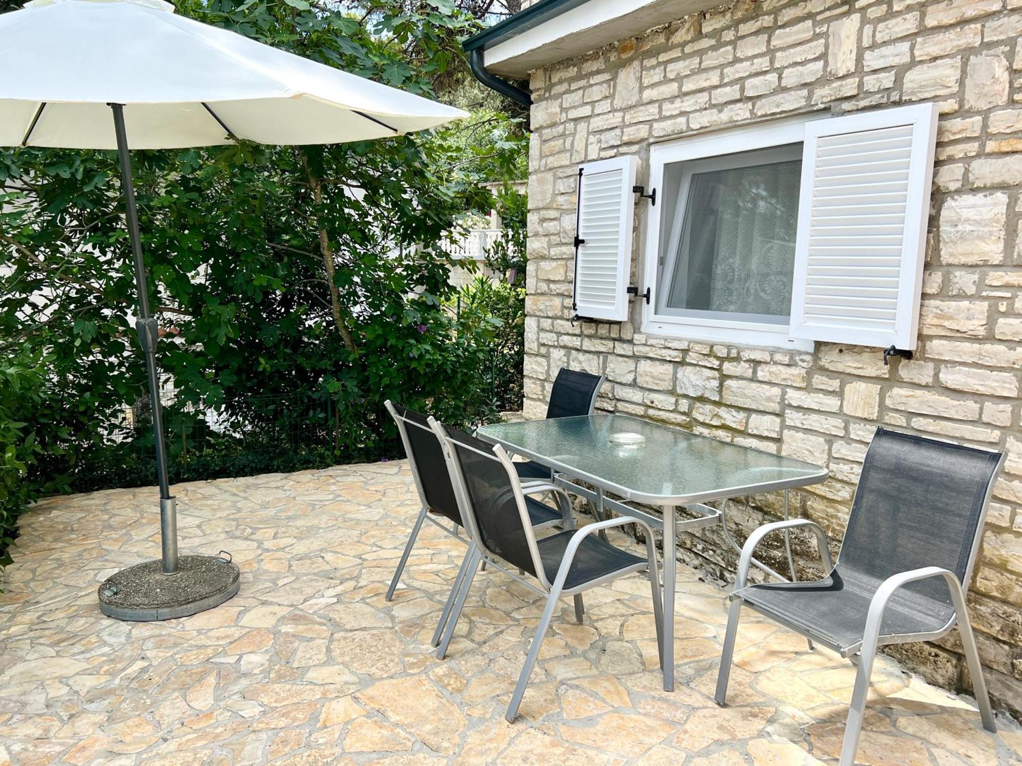 Apartmani Lidija Karin Donji Donji Karin Ngoại thất bức ảnh